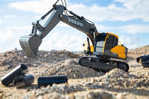 mini excavator remote control|best remote controlled excavator.